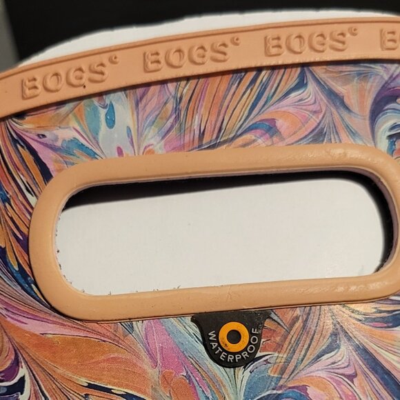 BOGS rain boots. Kids size 6 - Picture 3 of 4